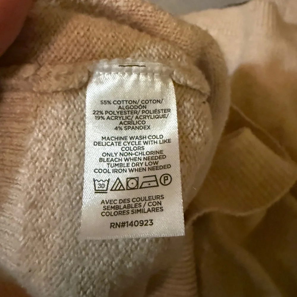 LOFT Women's Sweater - Picture 4 of 4